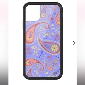 Wildflower Sweet Pea Paisley iPhone 11